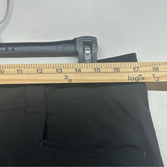 💸Sold💸 Outdoor Research REI Ferrosi Shorts Mens Black Sz 34 Hiking backpacking - Picture 10 of 13